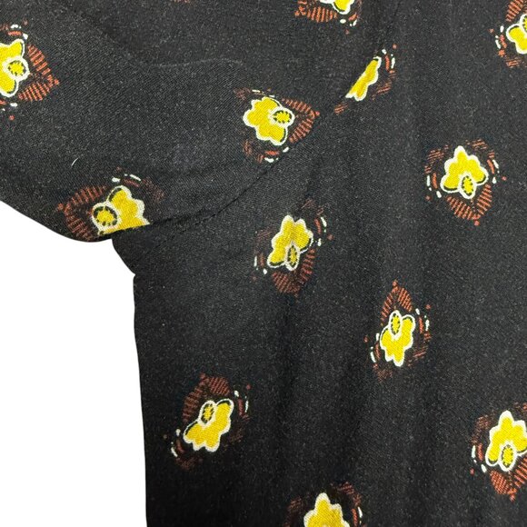 Women's EXPRESS Lace V-Neck Long Sleeve Popover‎ Top/Blouse | Size Medium - Picture 11 of 11